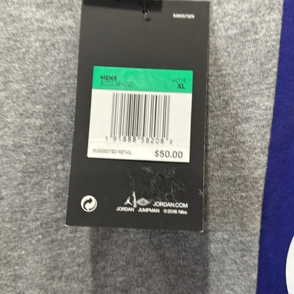 Men’s T shirt - Picture 3 of 5